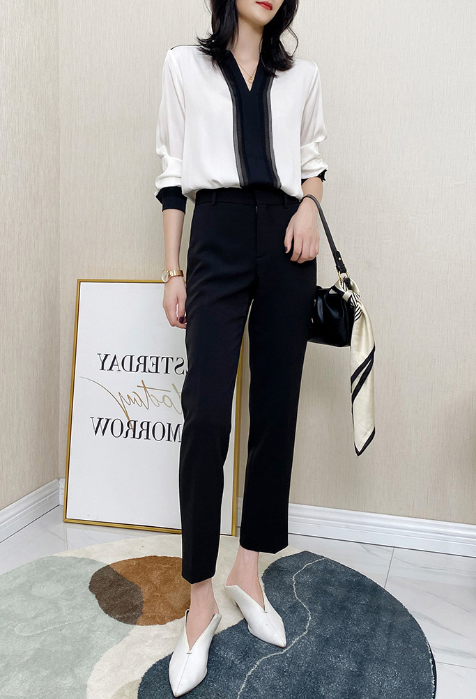 2026 Early Autumn S618 Heavyweight Mulberry Silk Shirt Top Women Long Sleeve V-Neck Black and White Contrast