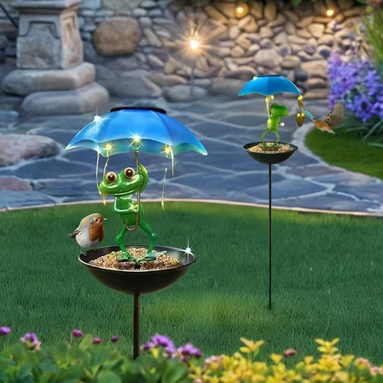 New Frog Holding Umbrella Bird Feeder Solar Light Iron Art Pastoral Scenery Animal Outdoor Garden Decoration