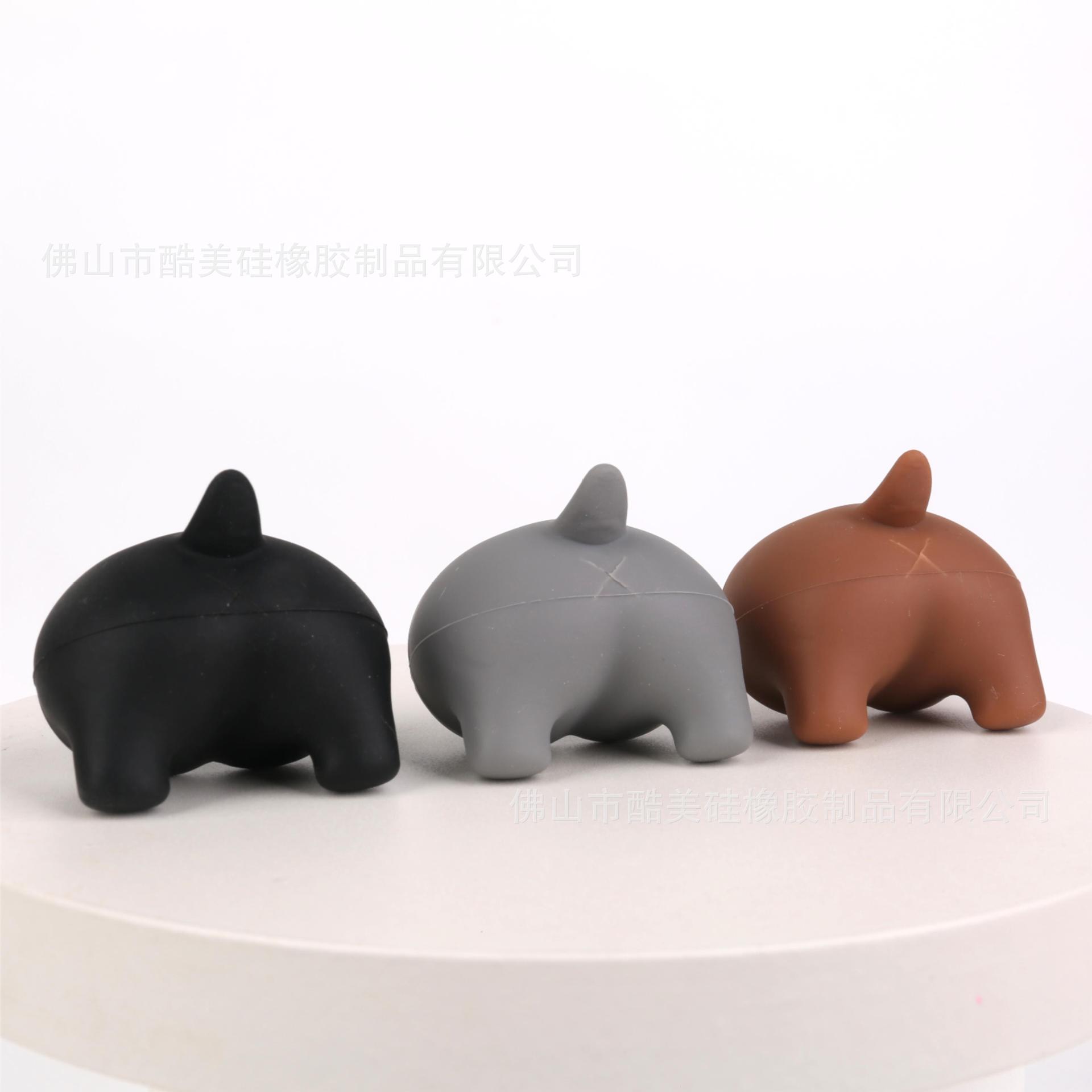 硅胶狗屁股牙膏帽一个（下单备注颜色）