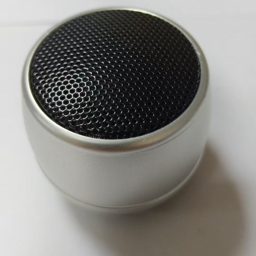 New TF card mini speaker wireless Bluetooth speaker metal shell outdoor card slot audio barrel shape