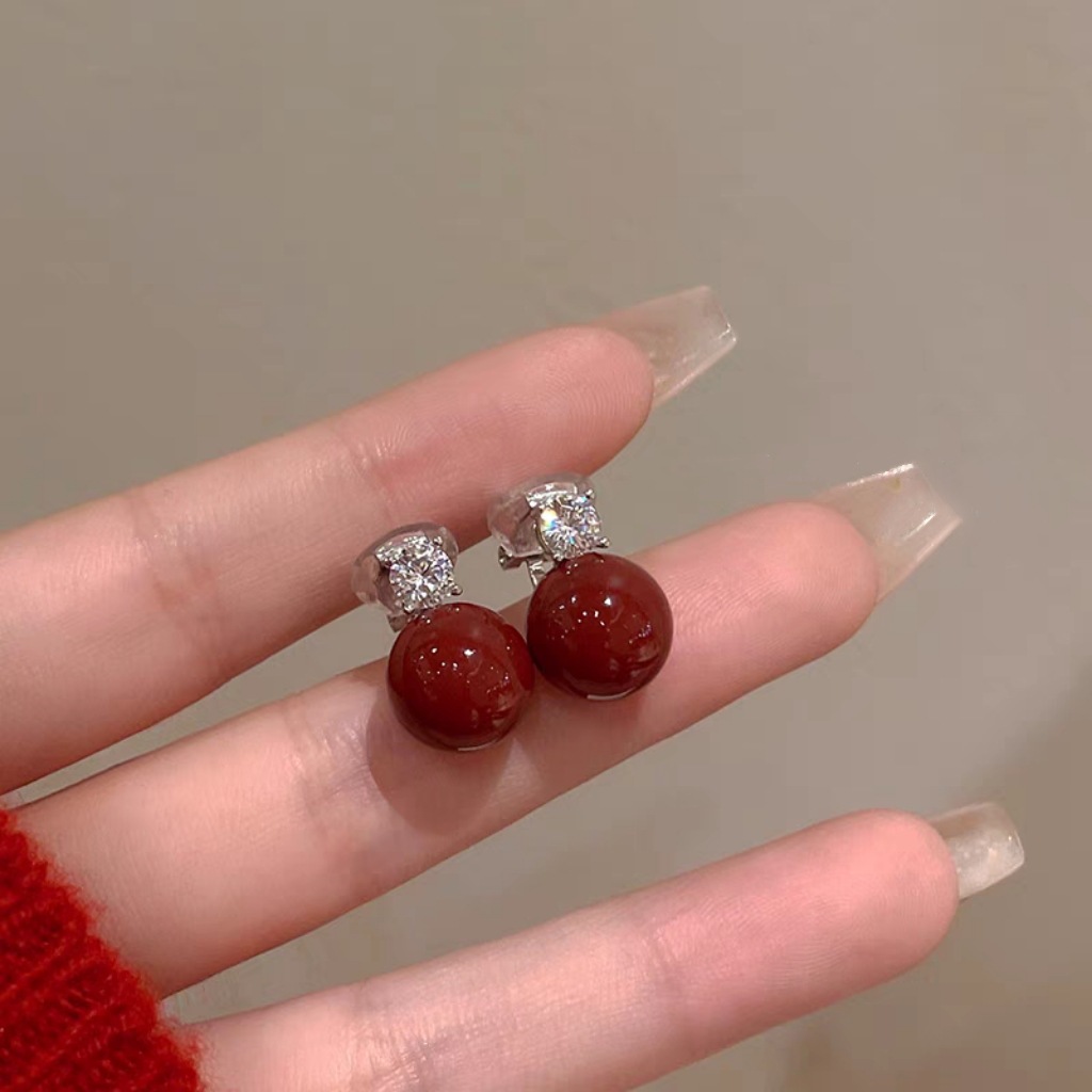 Sparkling zirconia triangle ear clip for no ear holes women 2024 new niche earrings stud earrings ear accessories for women