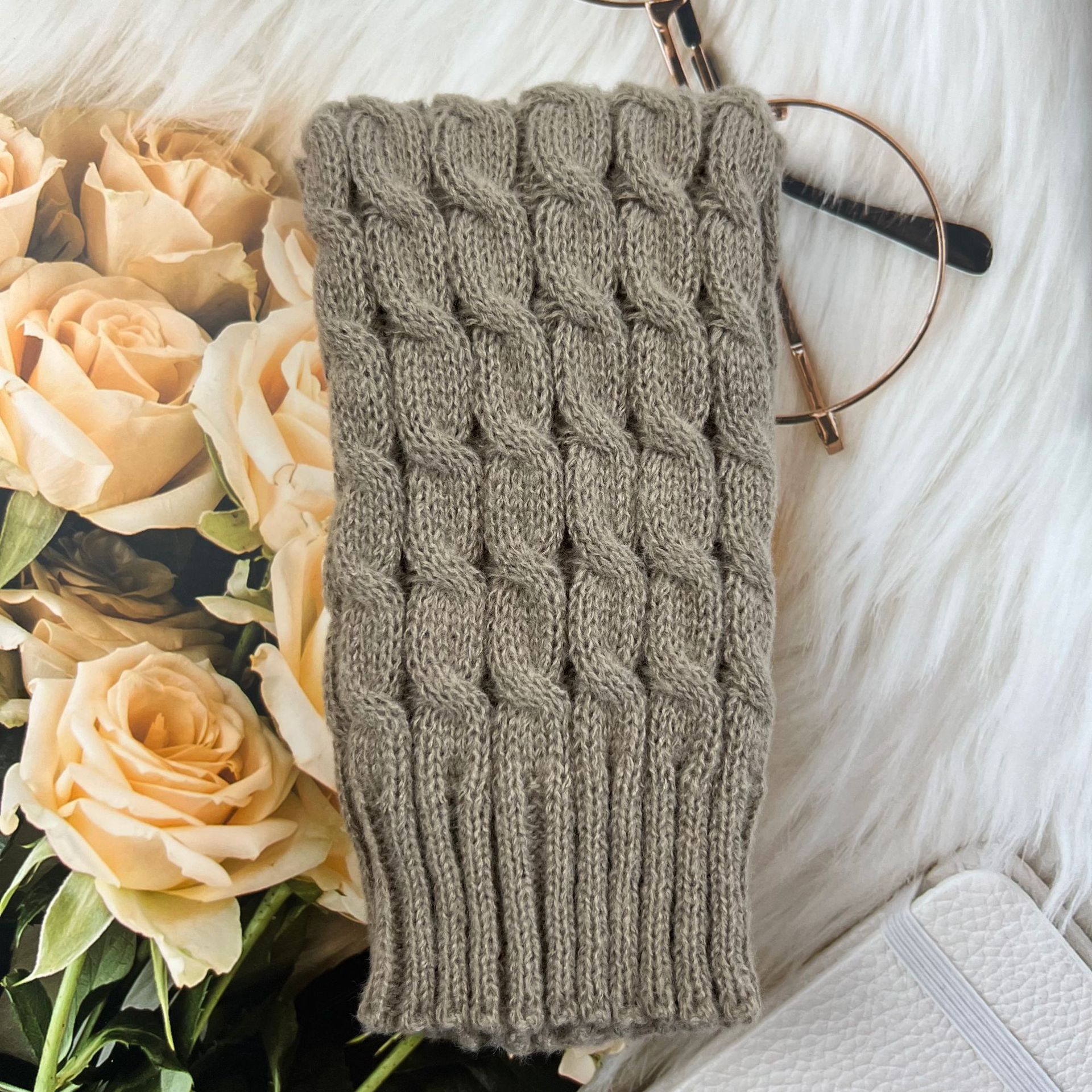 Cable Knit Sock Cuff Women Autumn Winter Solid Color Knit Leg Warmers Coffee Color Yarn Stacked Socks Y2K Leg Warmers