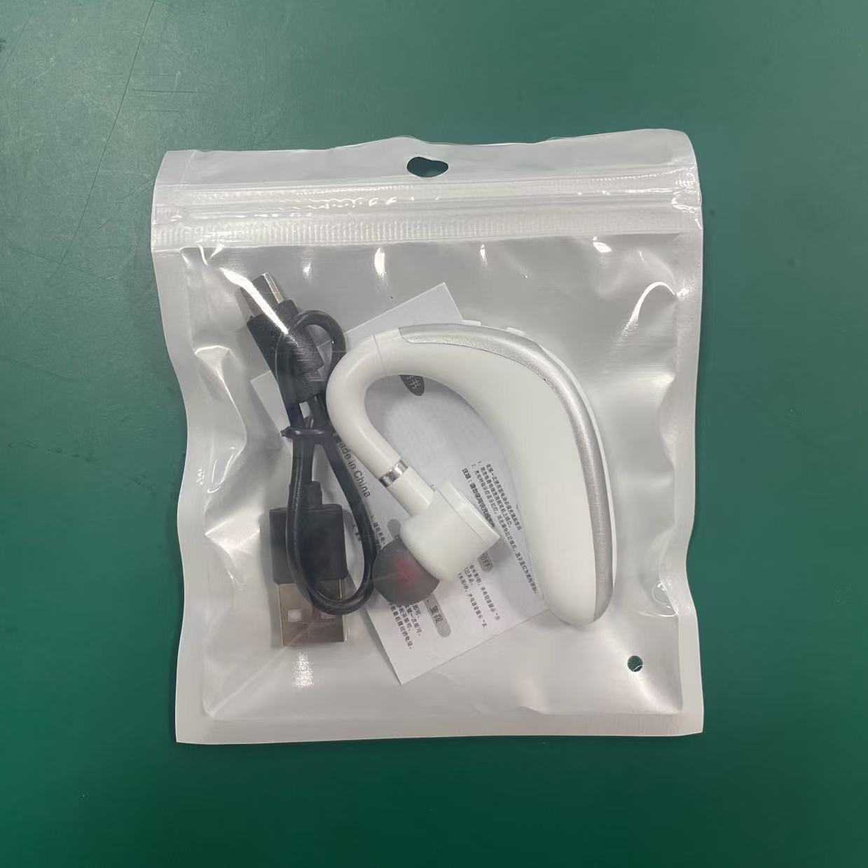 Bluetooth K20 single-ear long battery life soft silicone earphones, clear calls, low latency, ear-hook style 5.4 wireless noise reduction