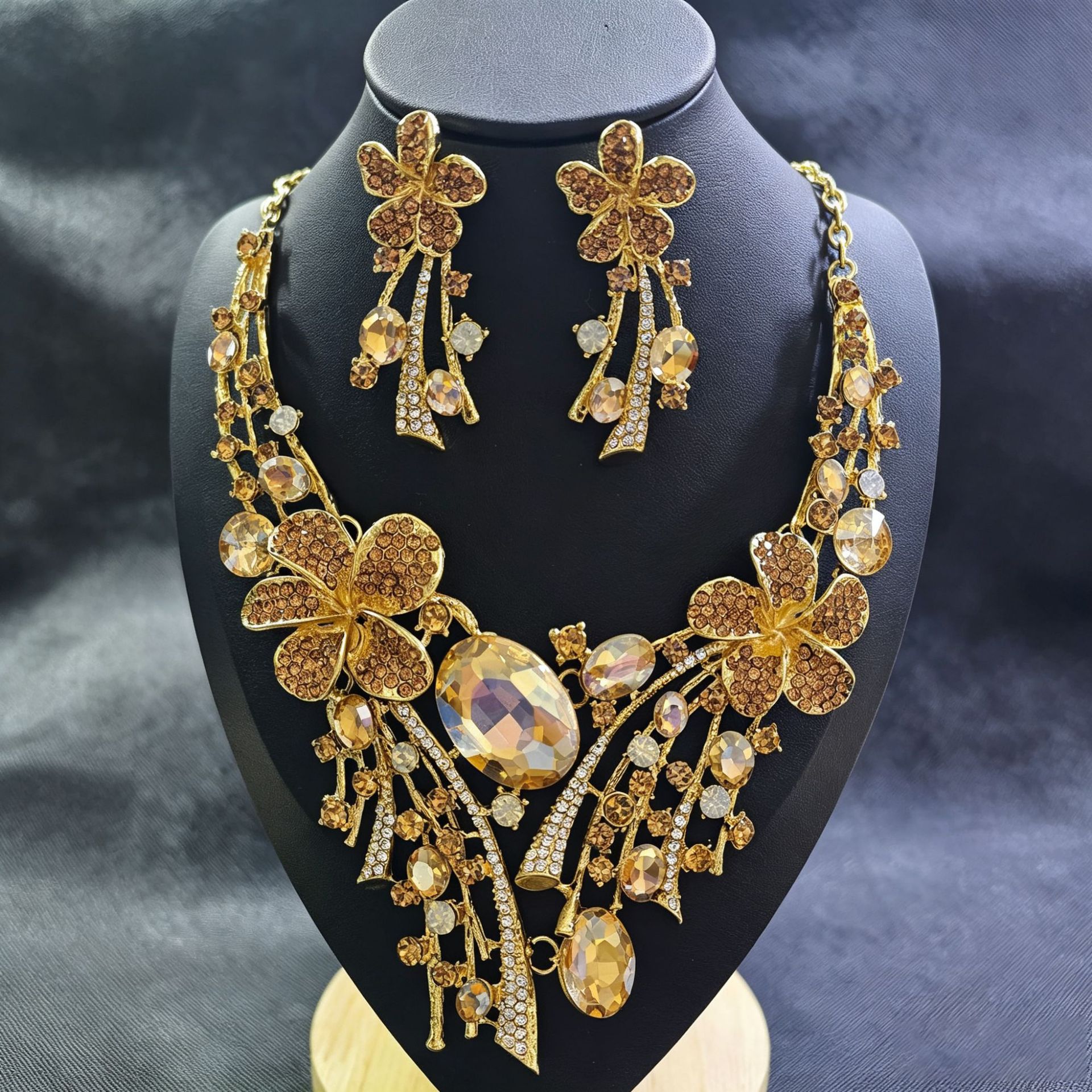 Ethnic Flower Exaggerated Necklace Earring Set Combination Jewelry Bride Accessories Dress