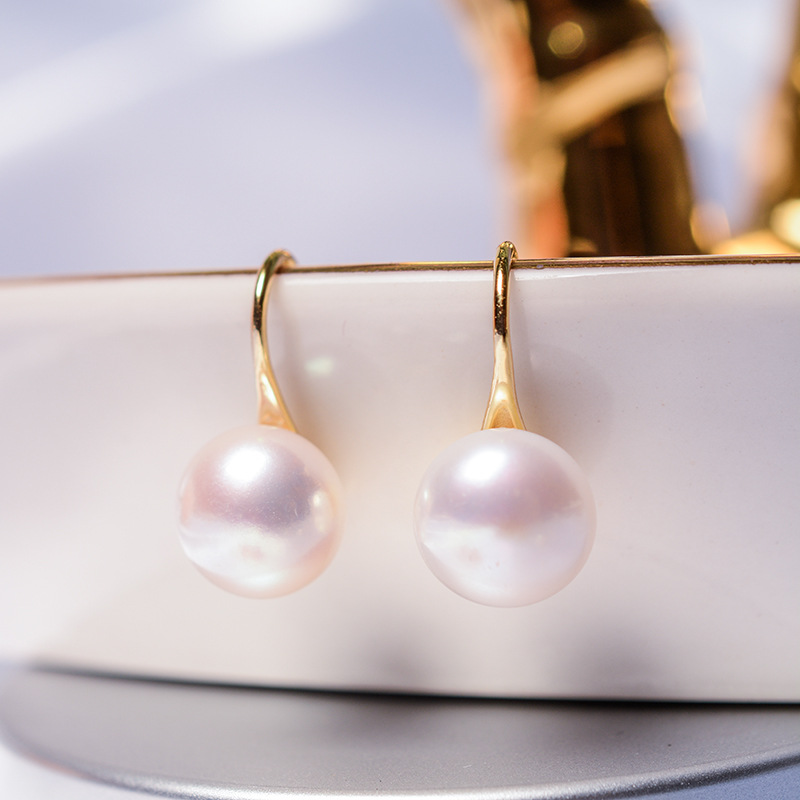 S925 Sterling Silver Natural Freshwater Pearl Earrings Women Summer Niche Earrings High Heel Ear Hooks