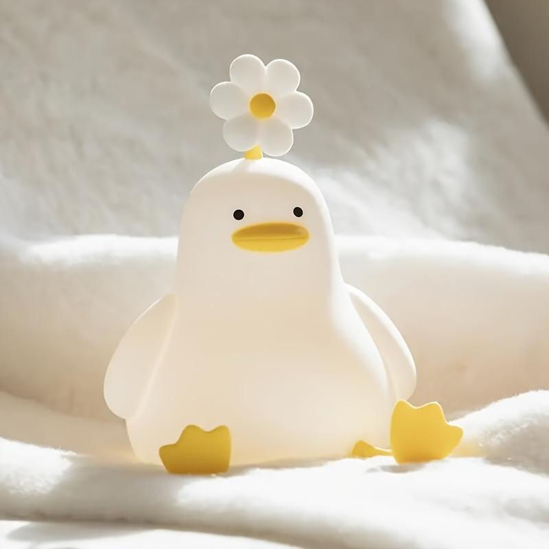 Silicone night light bedroom sleep light baby feeding eye protection atmosphere new bedside gift flower duck pat pat light
