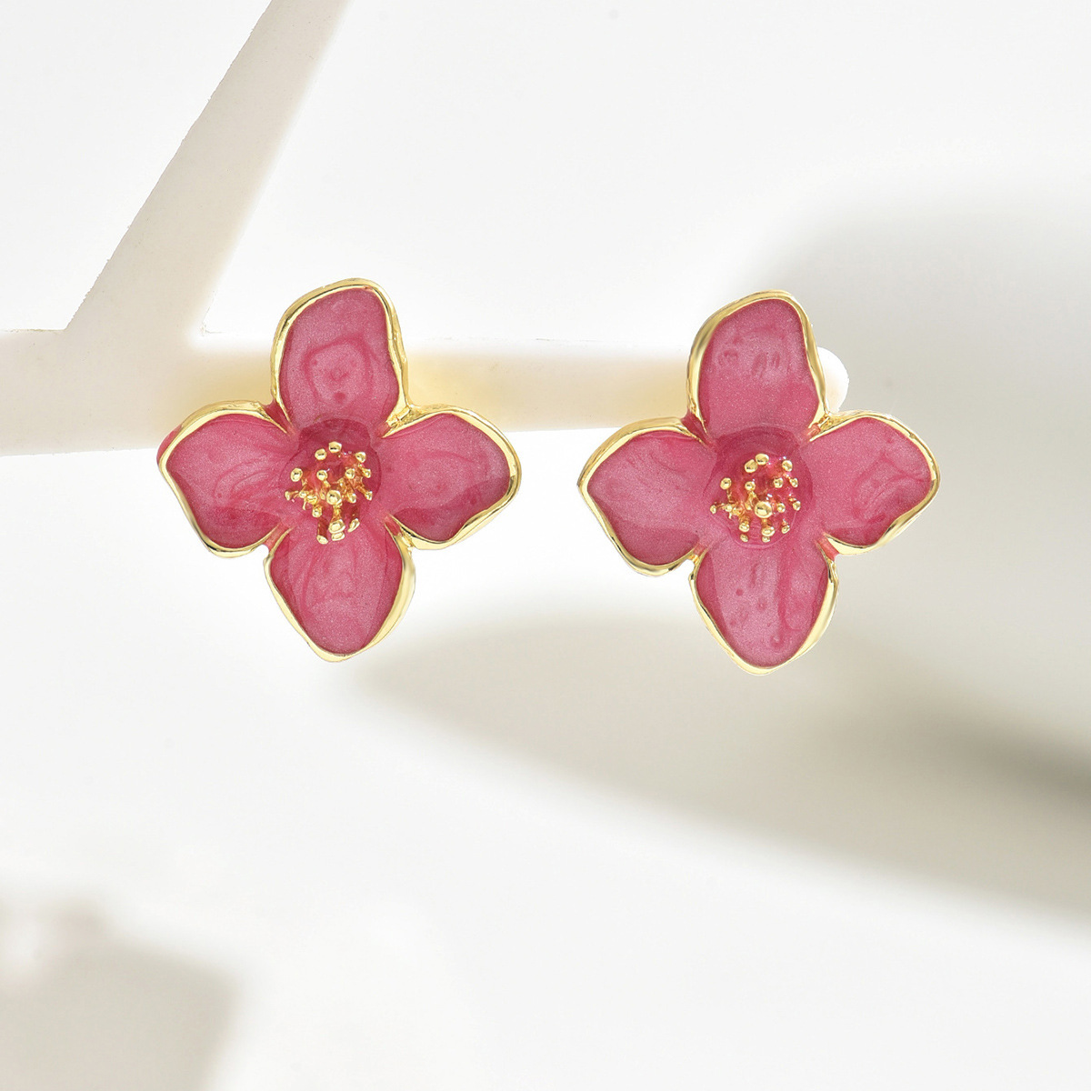 Sweet colorful flower ear studs for women 2025 summer new pearl ear accessories
