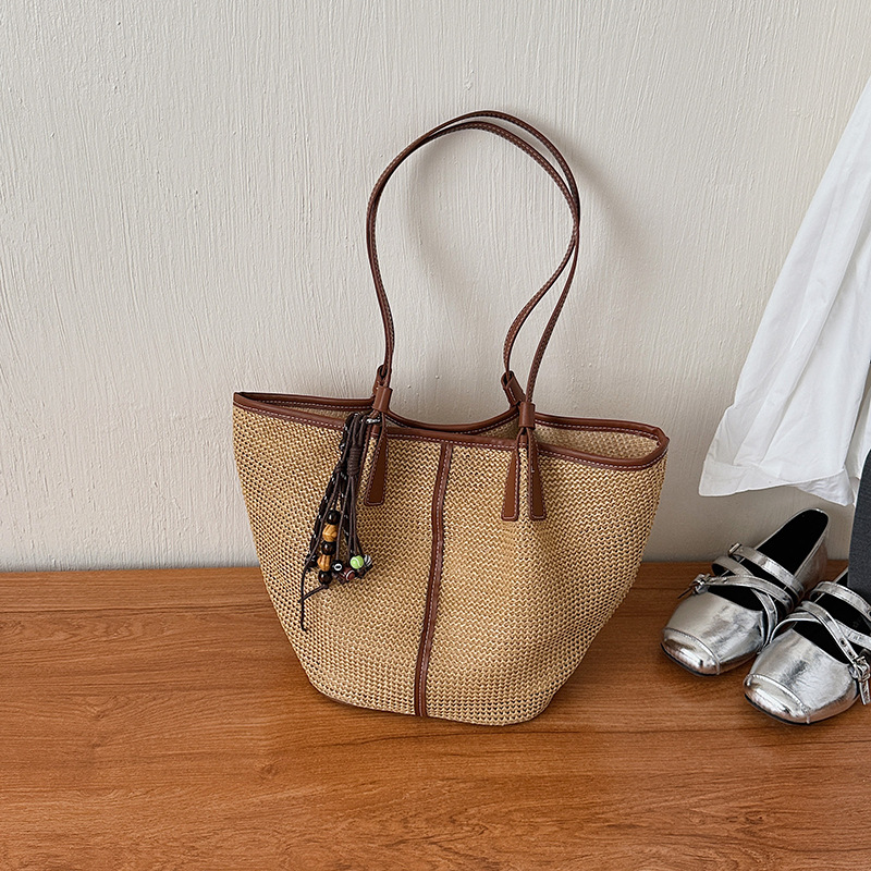Spring Summer New Travel Beach Large-Capacity Tote Bag Single-Shoulder Woven Tote Vacation Straw Bag for Women
