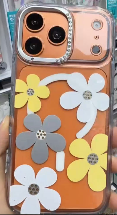 Suitable for Apple 17promax gold line flower phone case Apple 16 rhinestone sea transparent magnetic hard case