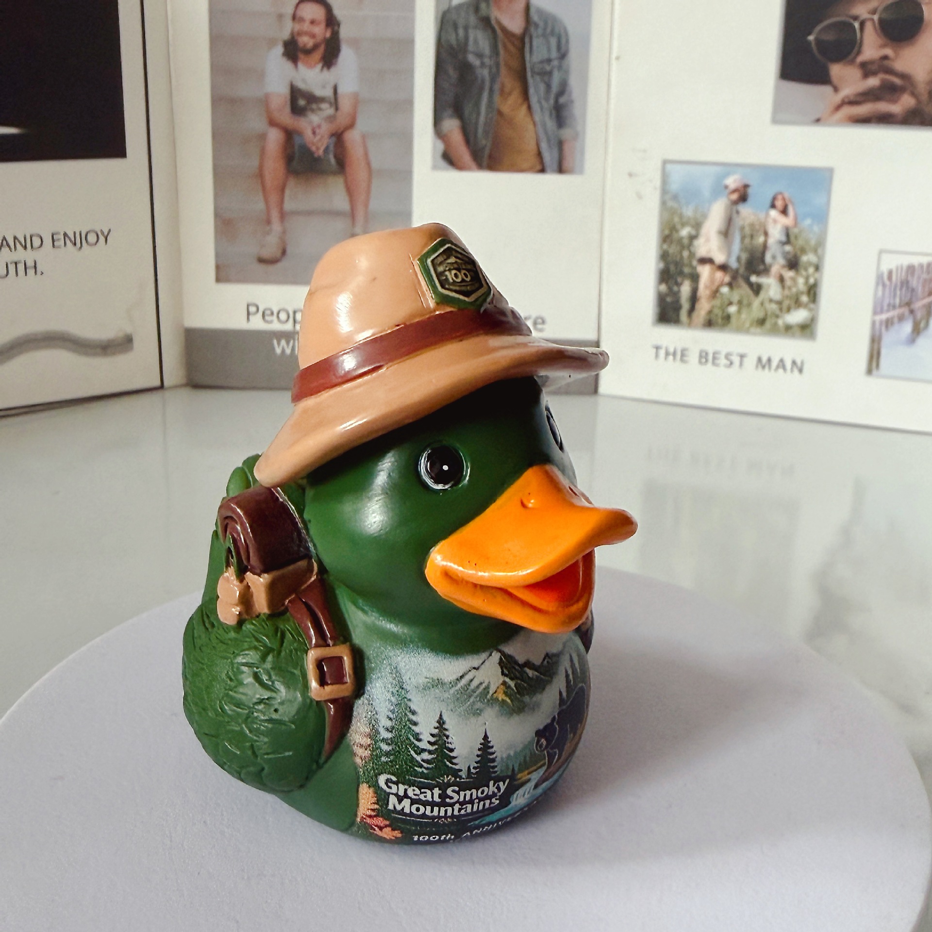Independent Station New 2026 Cartoon Duck Resin Craft Ornament