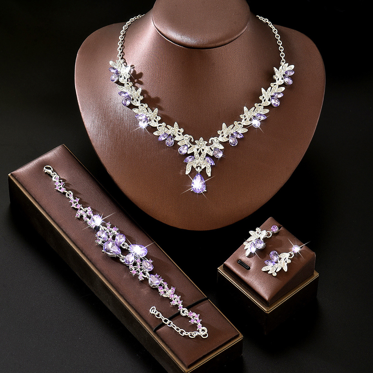 Exquisite Jewelry Set Teardrop Pendant Necklace Earrings Bracelet Three-Piece Wedding Dress Accessories