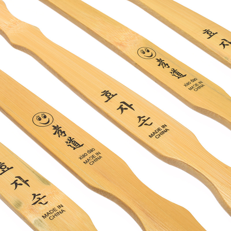 Bamboo back scratcher for elderly, filial son hand-carved back scratcher, itch scratching tool