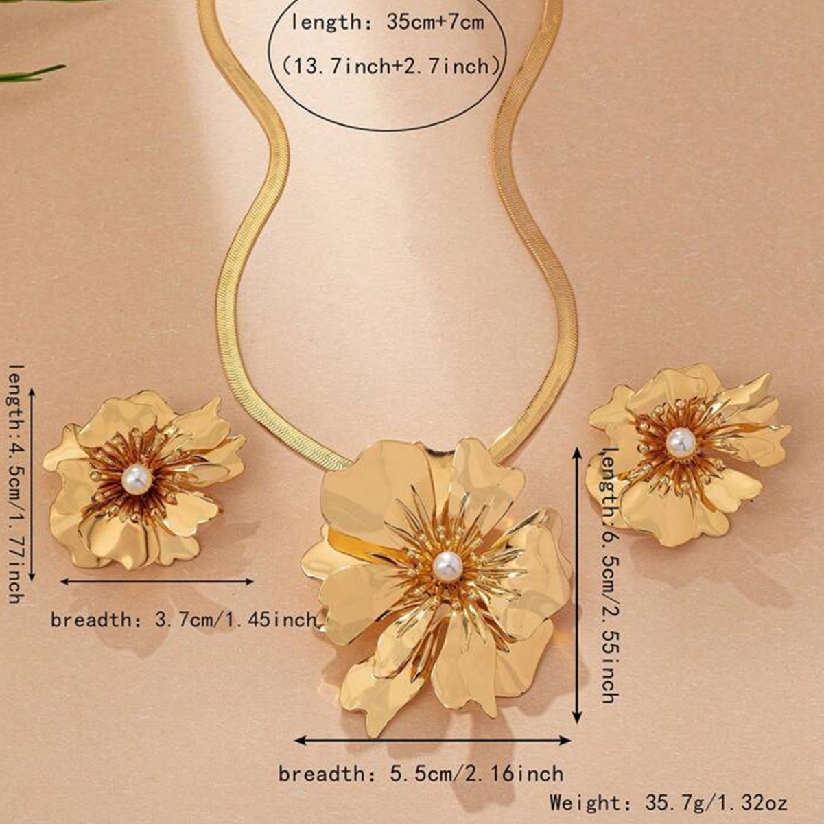 New accessory flower set with pearl snake bone necklace and earrings