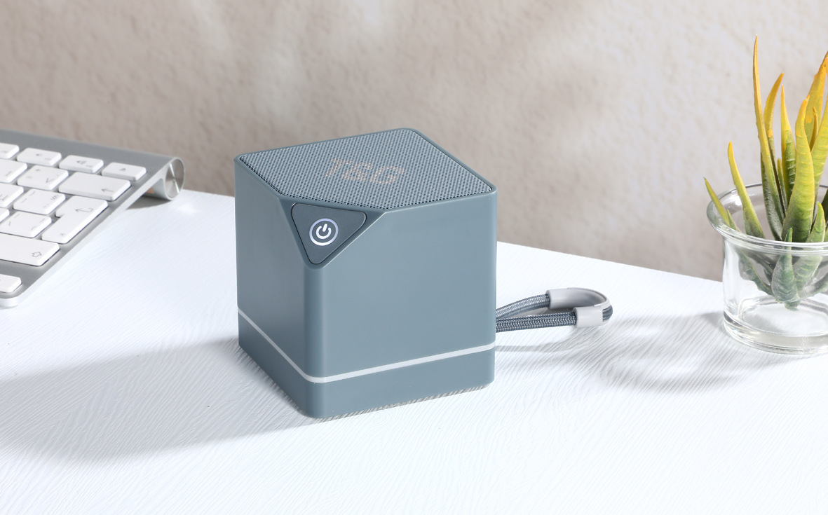 TG688 Square Mini Gift Speaker Outdoor Portable Desktop Bluetooth Wireless Card Slot Radio TG Speaker
