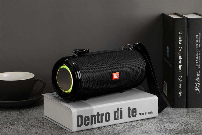 TG537 colorful light dual diaphragm outdoor waterproof low bass portable plug T card call Bluetooth speaker