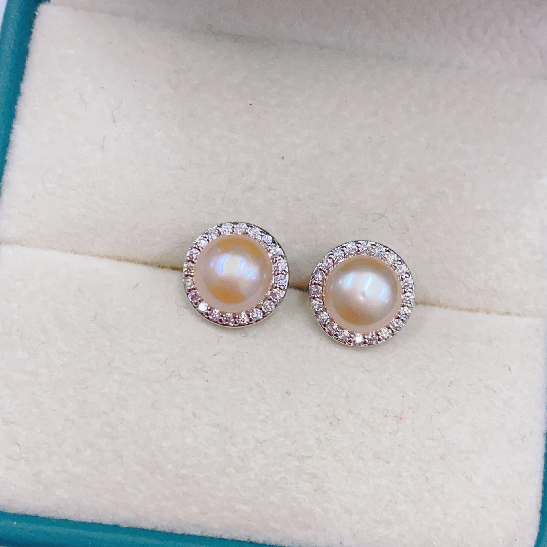 Mini Natural Freshwater Pearl Earrings Real Gold Electroplated 925 Needle Simple Small Fresh Cute Earrings Goods