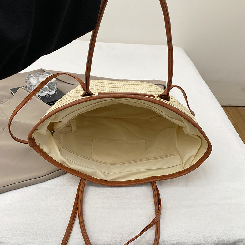 Beach Vacation Straw Bag 2025 Spring New Large-Capacity Casual Woven Bag Work Commute Single-Shoulder Tote Bag