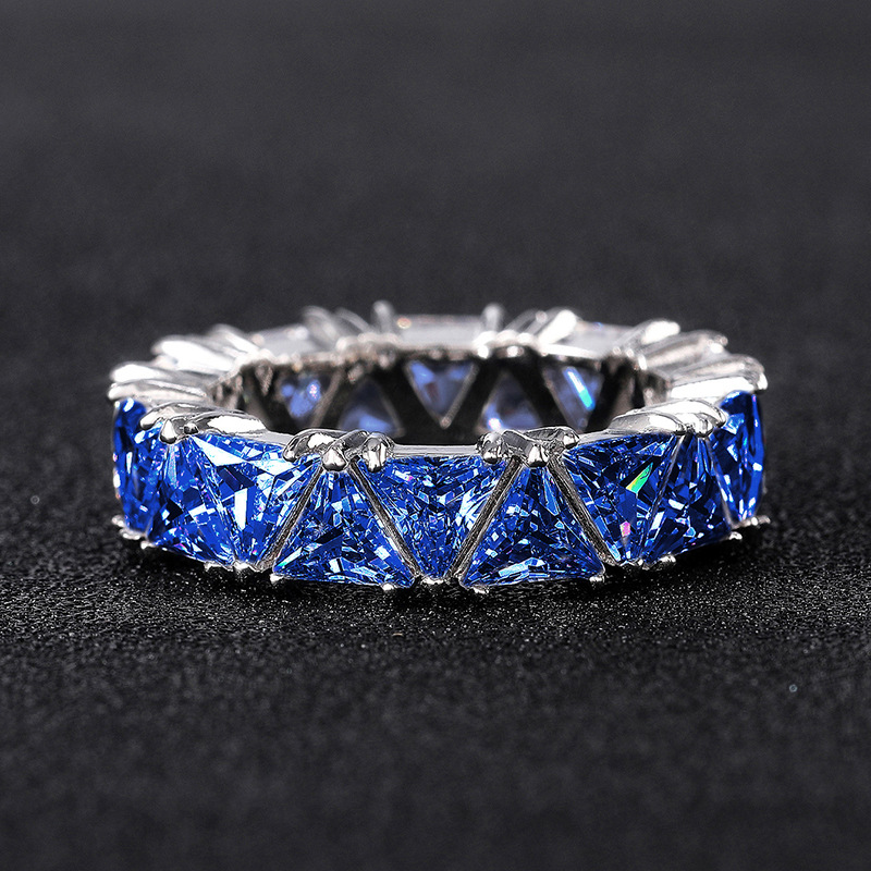 Cao Shi Jewelry Full Pavé Single Row Triangle Titanium Zircon Ring Women's Gift Ring