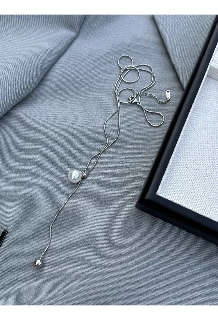Three-color pearl necklace pull adjustable long alloy snake bone simple sweater chain