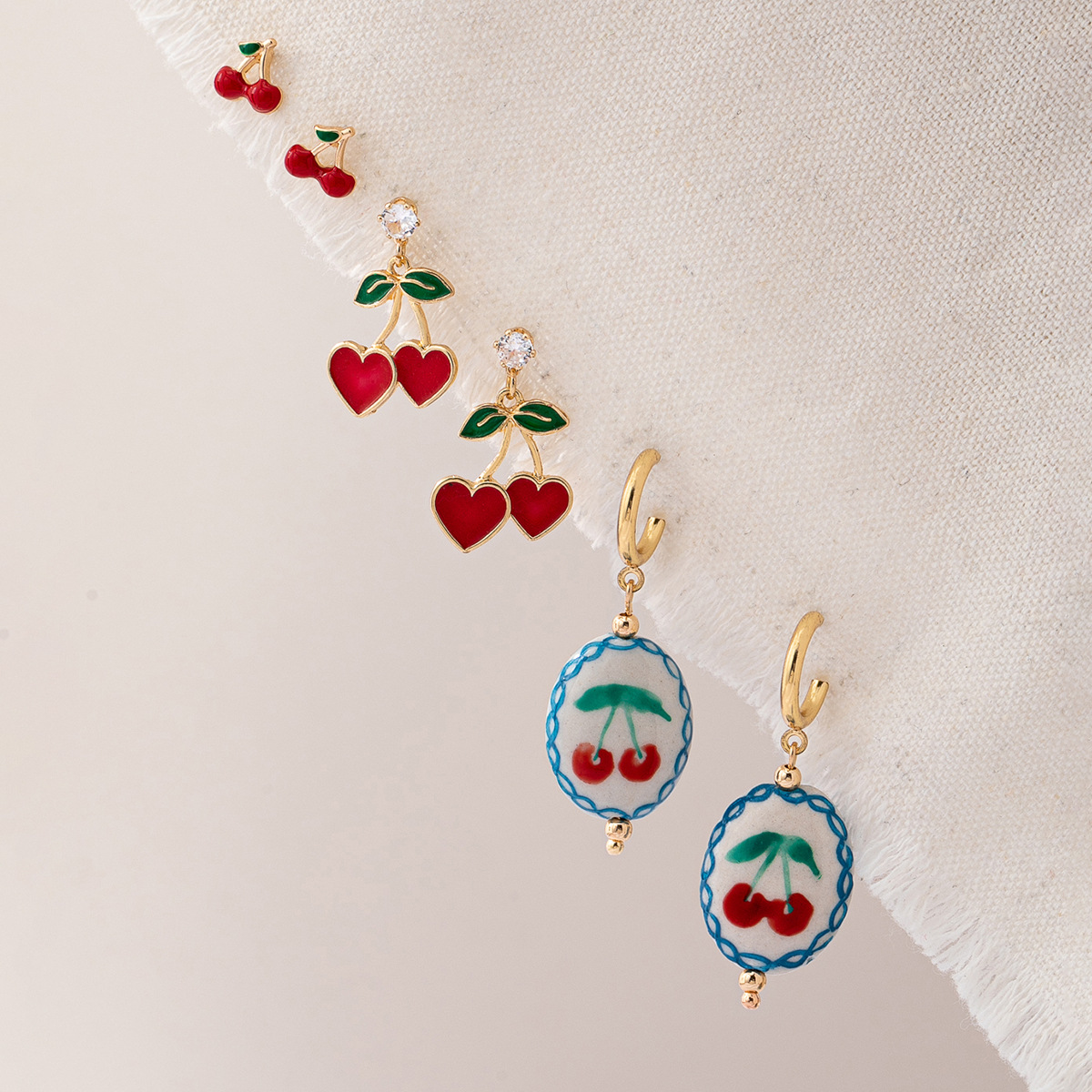 Qingdao Daiwei Accessories 3 Pairs Women's Summer Fruit Lemon Cherry Pendant Printed Earrings Earring Set