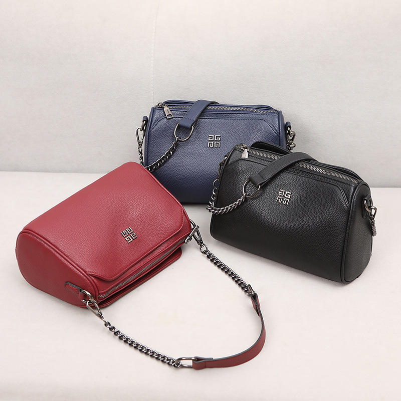 Women's bag 2026 new genuine leather texture single shoulder crossbody bag soft leather middle-aged mother's bag underarm bag