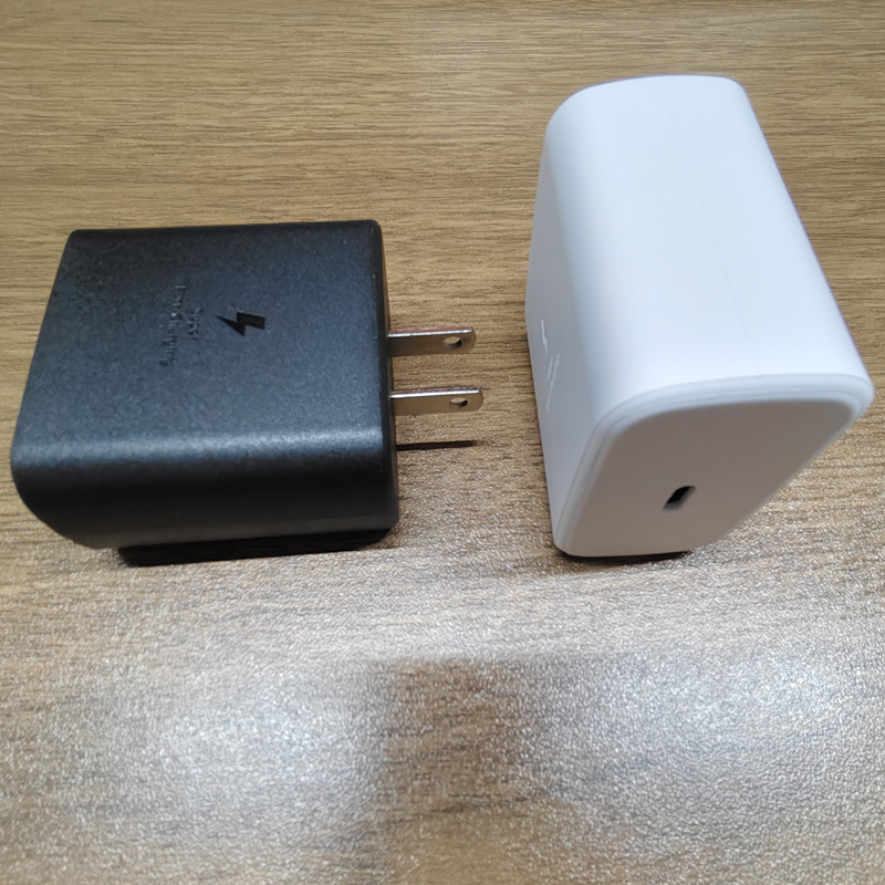 Applicable to Samsung PD45W/25W charger S20 S21 S22 US UK EU standard charging head plug