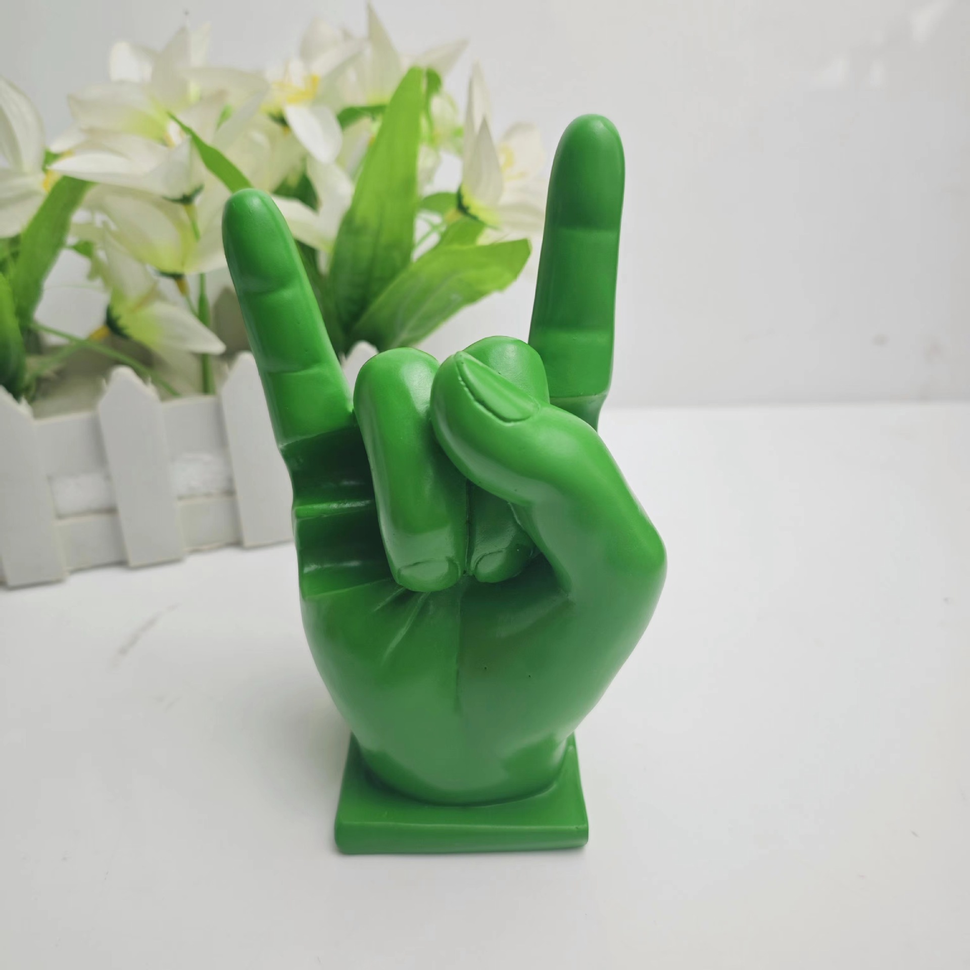 2025 New Drummer Hanging Middle Finger Resin Ornament Stand