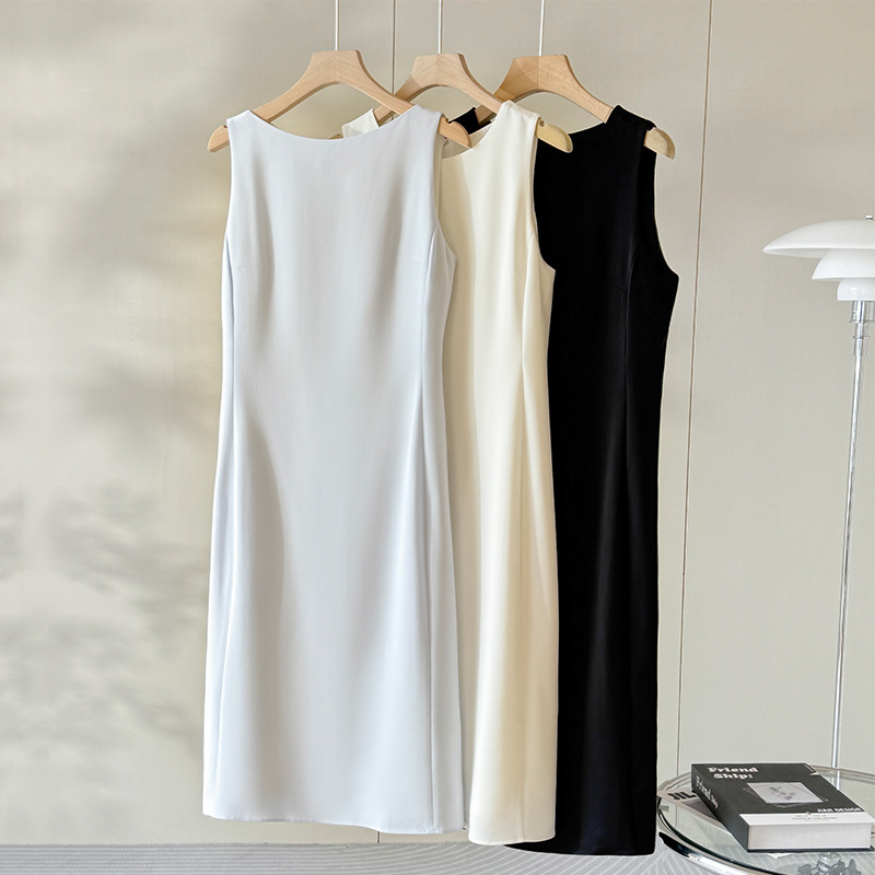 TH sleeveless three-acetate dress minimalist style 2026 summer commuter fishtail skirt women