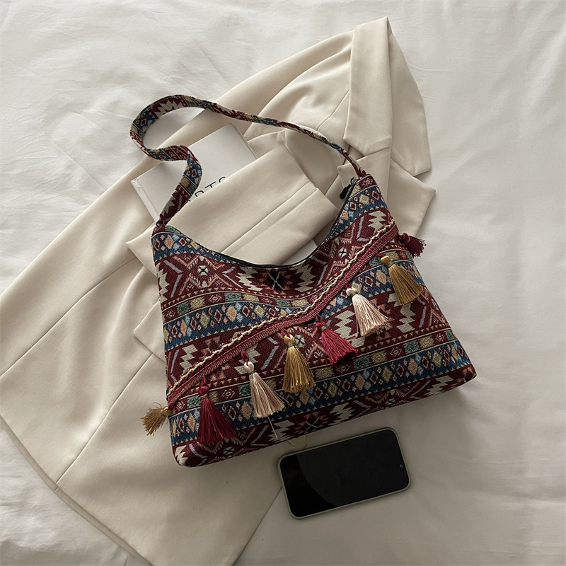 Ethnic Style Large Capacity Bag Women 2026 New Fringe Crossbody Bag Simple Single Shoulder Bag