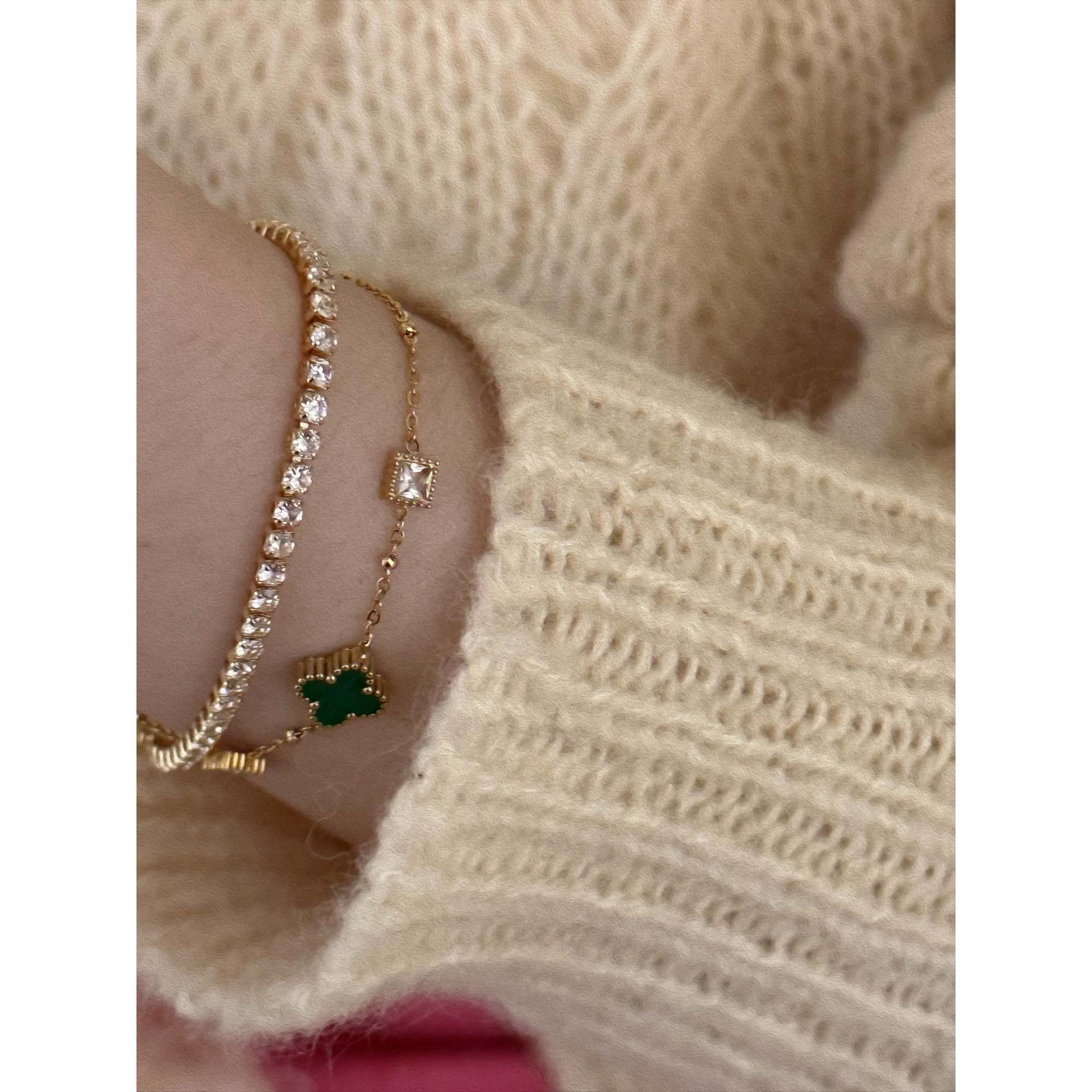 163 301 Can Bathe Bracelet Four-leaf Clover Flower Green Purple Re Y6-4/L8-6/H4-3