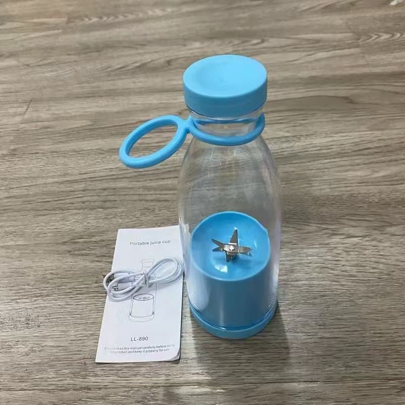 Portable Wine Bottle Juice Cup Travel Six-Blade Juicer Small Home Electric Juicer Fresh Squeeze Straw