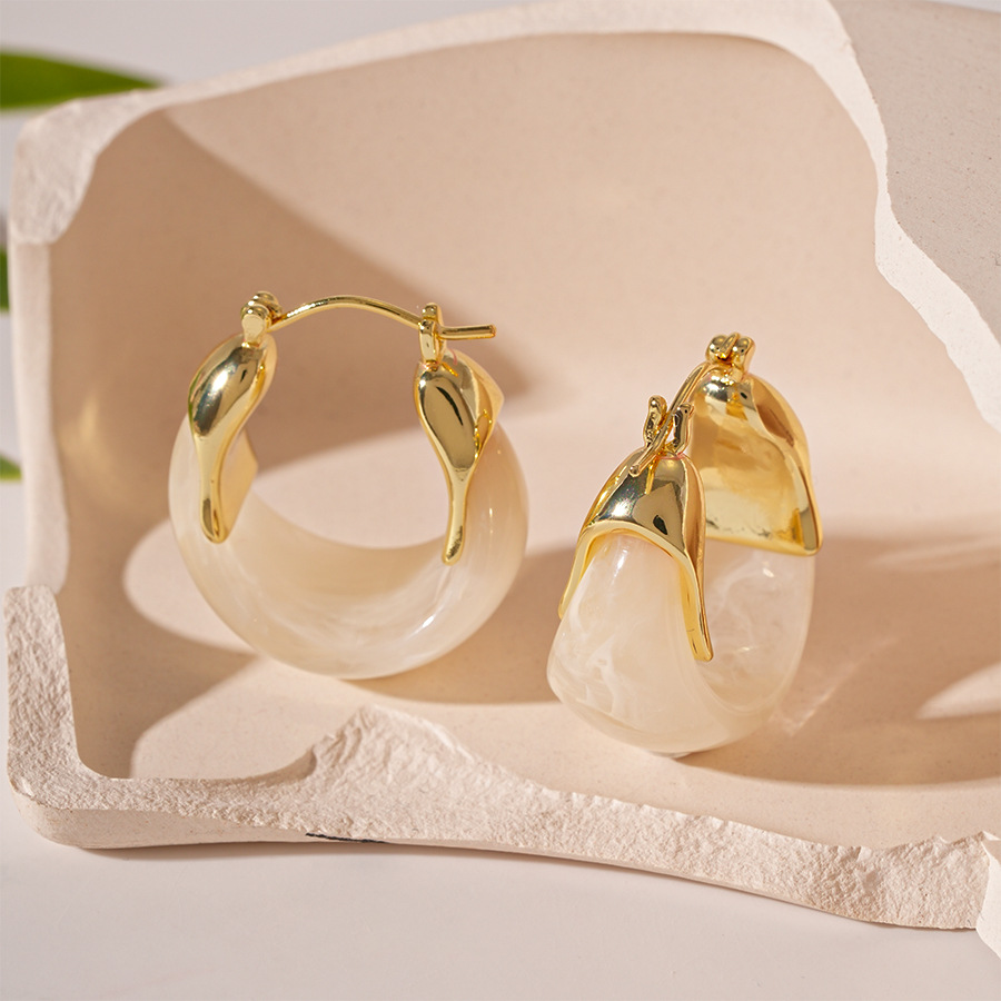 Resin Gradient U-Shaped Basket Ear Cuff Earrings Simple Geometric Earrings for Women