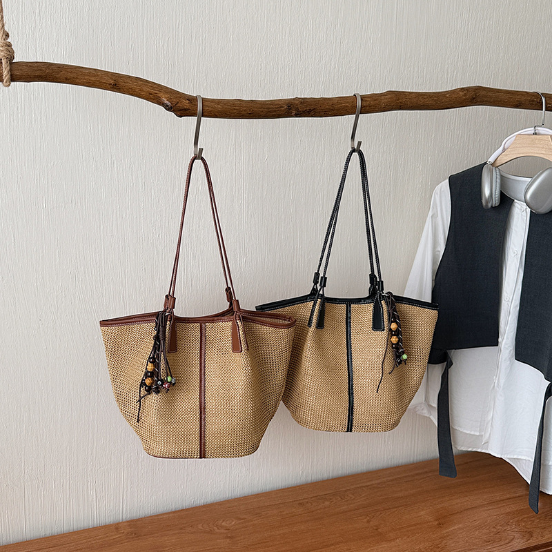 Spring Summer New Travel Beach Large-Capacity Tote Bag Single-Shoulder Woven Tote Vacation Straw Bag for Women