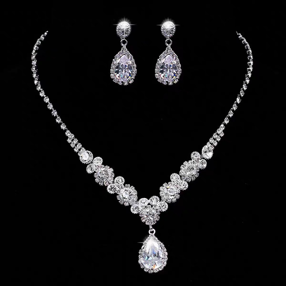 Exquisite super shiny crystal necklace earring set bride accessories wedding dress evening dress accessories banquet ear accessories