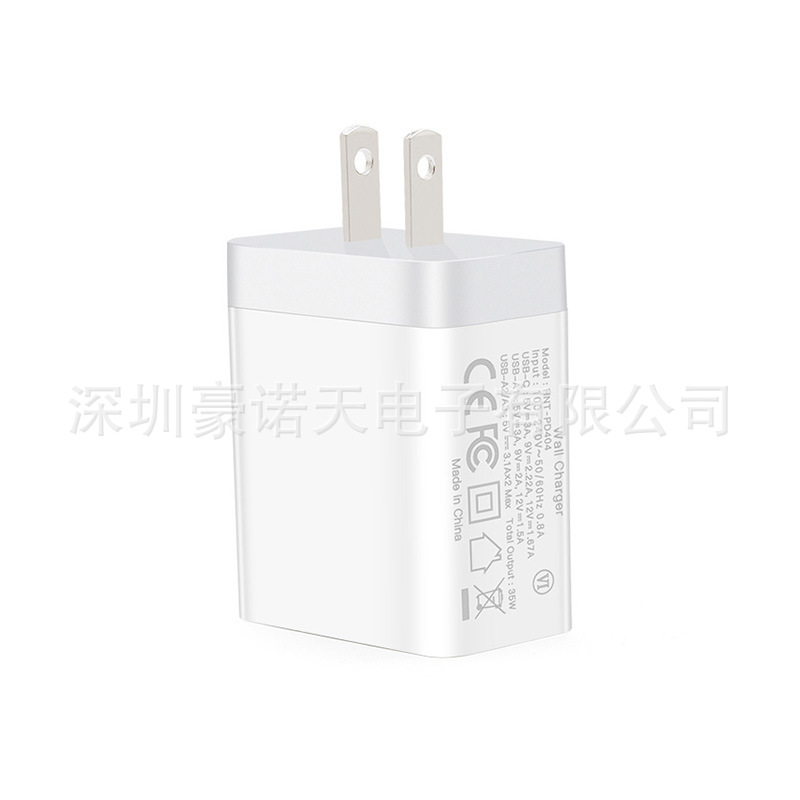 3USB+1C Multi-Port Charger QC3.0 EU US UK Fast Charger PD Phone Fast Charging Head