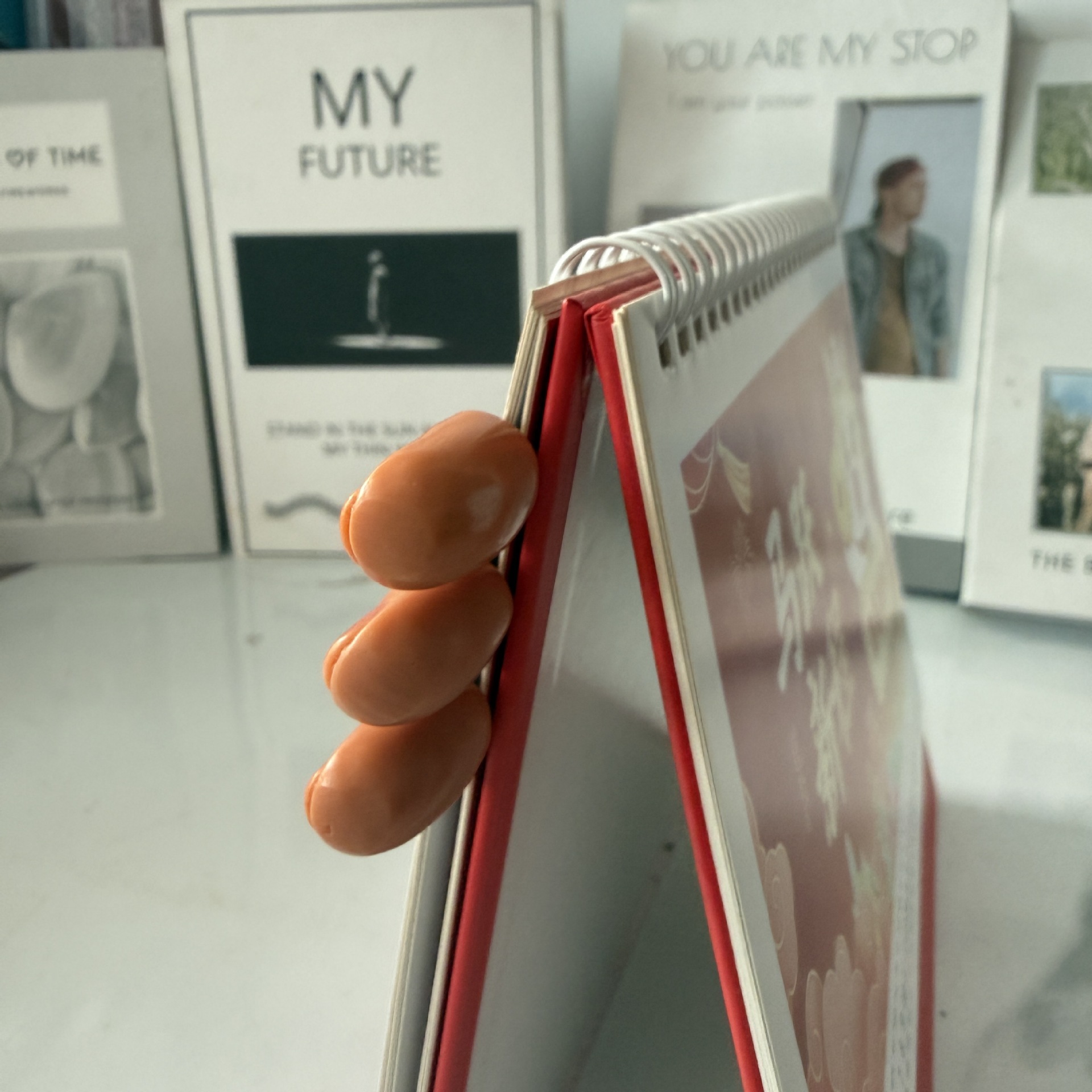 2026 Finger Paperclip Bookmark Set Graduation Season Gift Simulation Finger Paperclip