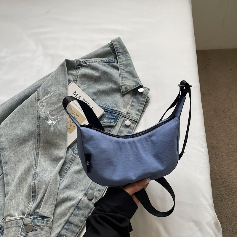 2026 New Small Moon Bag Crossbody / Wide Underarm Crossbody Bag Women Canelé Style Outfit Outdoor Small Bag