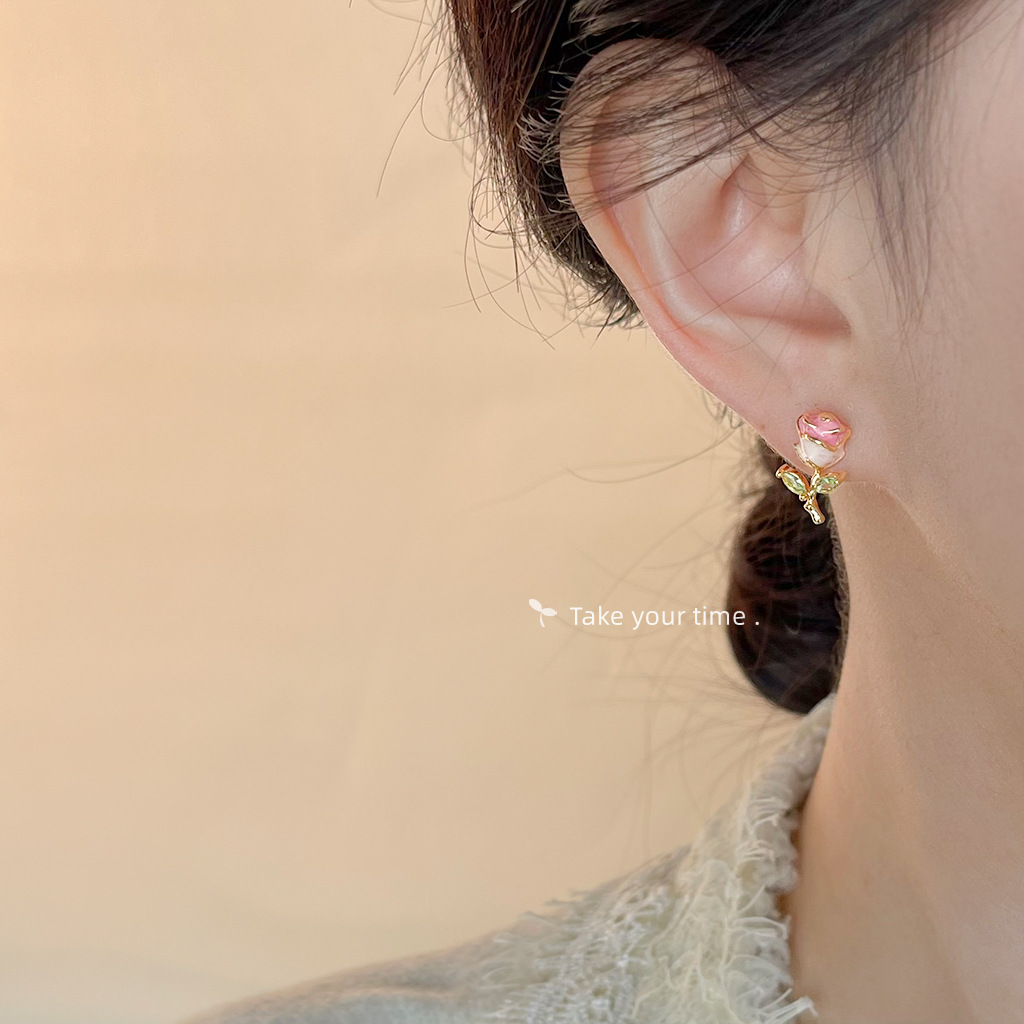Super sweet~Little fresh silver-plated needle enamel drip glaze texture micro-set zircon small rose earrings