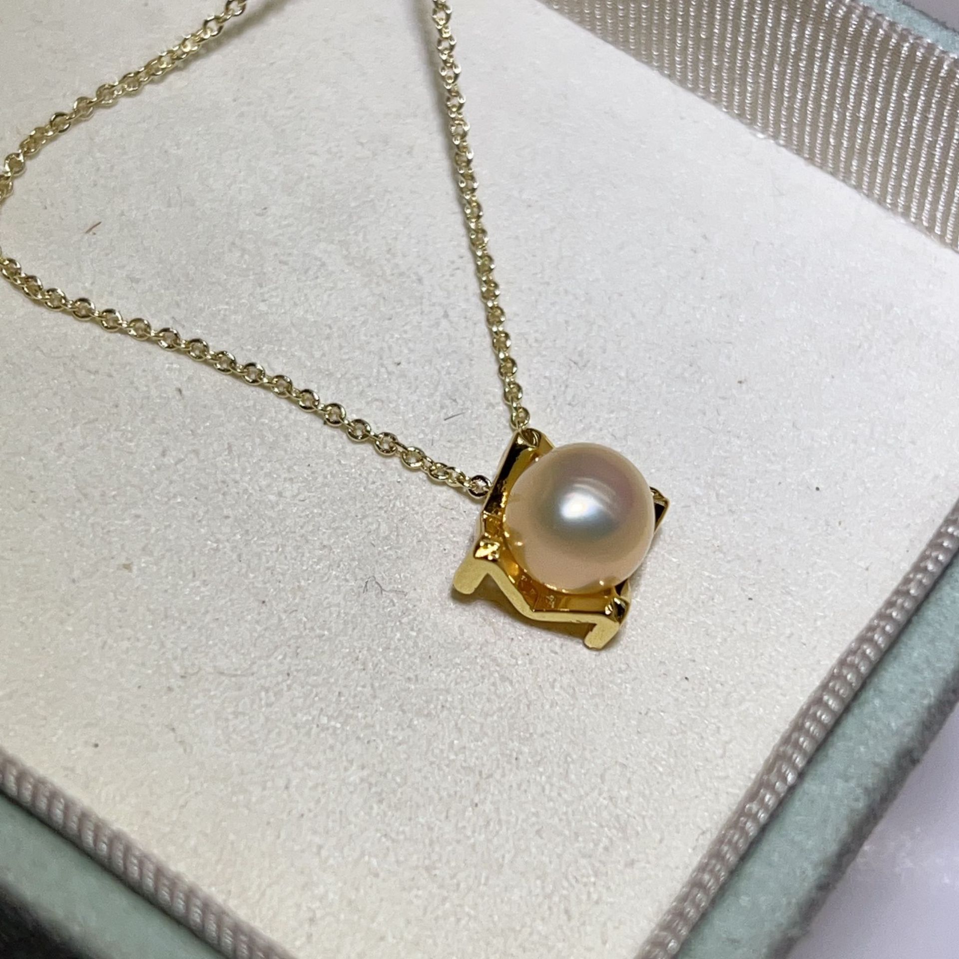 Natural Freshwater Pearl Pendant Necklace Summer Necklace Wrapped 18K Gold