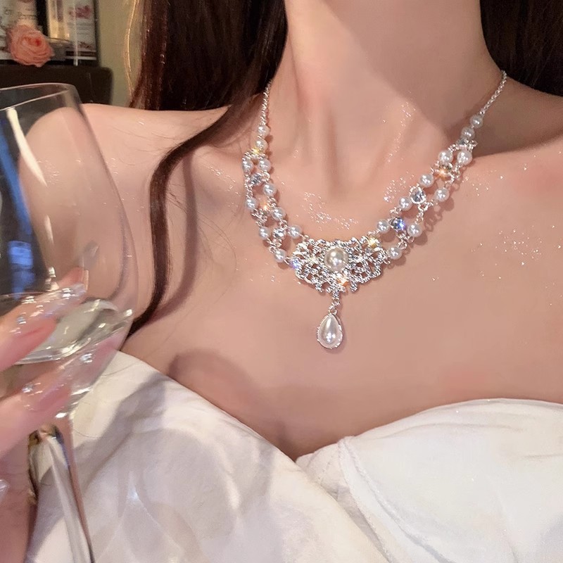Dinner Date~ Full Diamond Super Sparkle Tassel Necklace Women Chest Chain Collarbone Chain Neck Chain