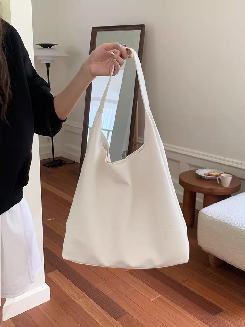 Maillard Style Commute Bag Large Capacity Women's Bag 2026 New Popular Relaxed Single Shoulder Tote Bag