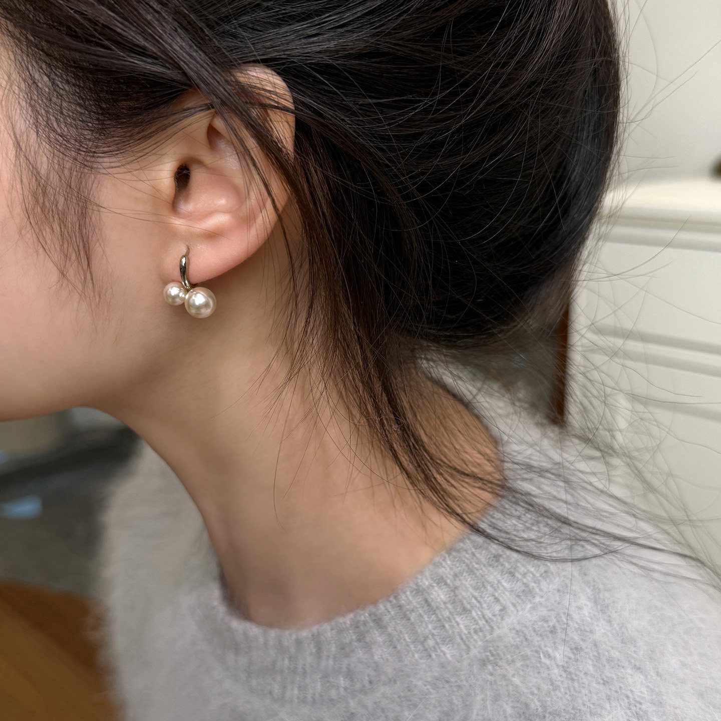 Gentle Mocha Mousse Pearl Earrings for Women 2026 New Double Bead Ear Cuff Earrings