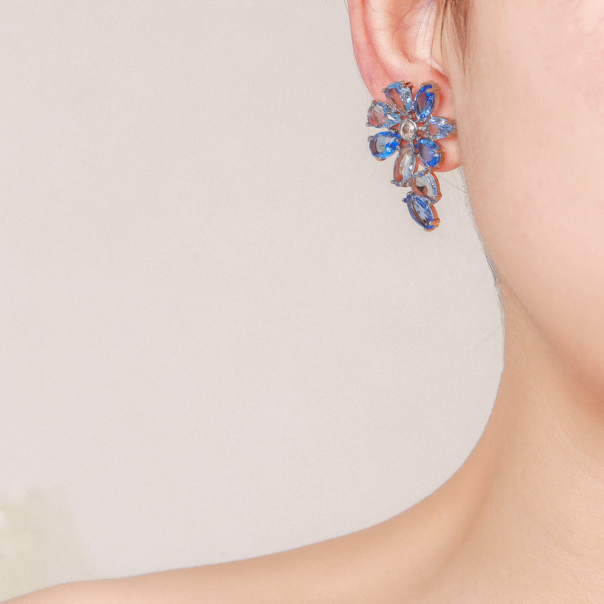 Crystal blue-white irregular floral shape earrings stud earrings for women