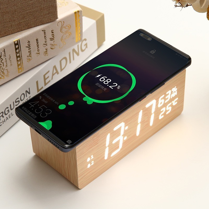 15W Wooden Wireless Charging Electronic Clock Simple Indoor Temperature and Humidity Meter LED Multifunctional Clock