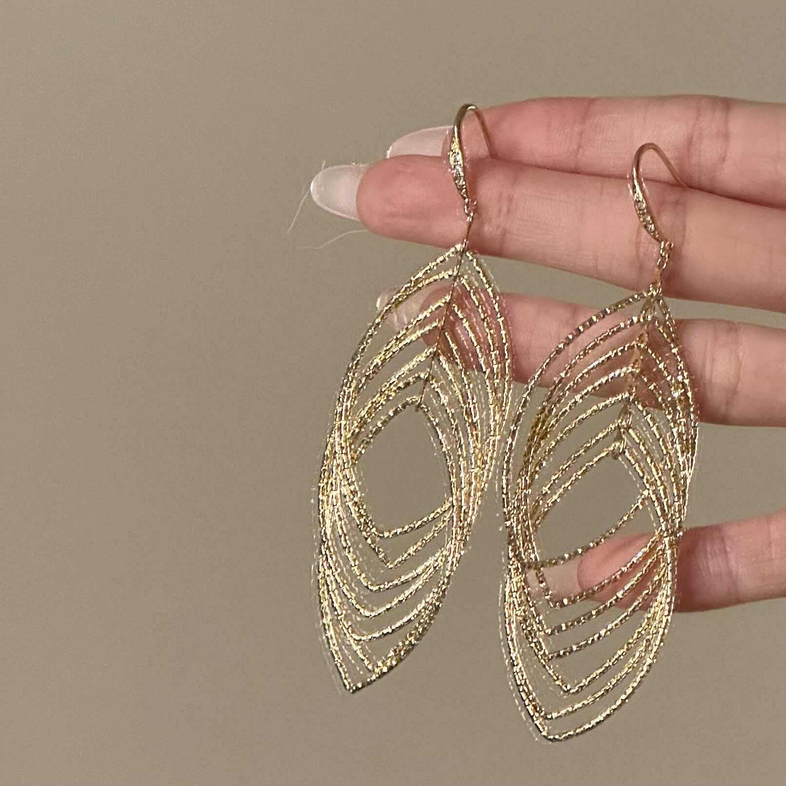 Super Sparkle Diamond Line Ear Accessories 2025 New Dinner Party Heiress Style Stud Earrings Ear Hooks Ear Drops Earrings