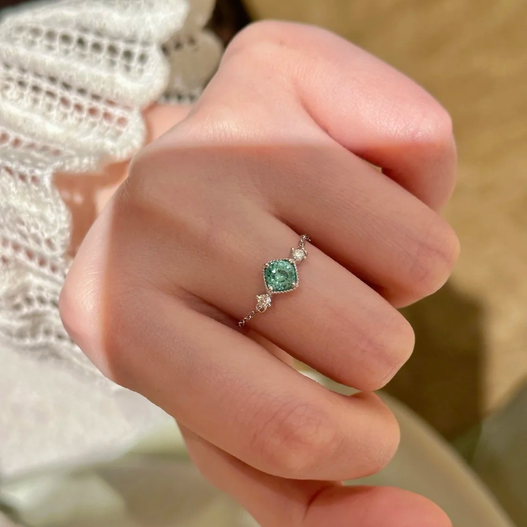 Galaxy dwelling mint manbo Paraiba color ring starry sky bird's nest cut pink diamond stretch chain women's ring