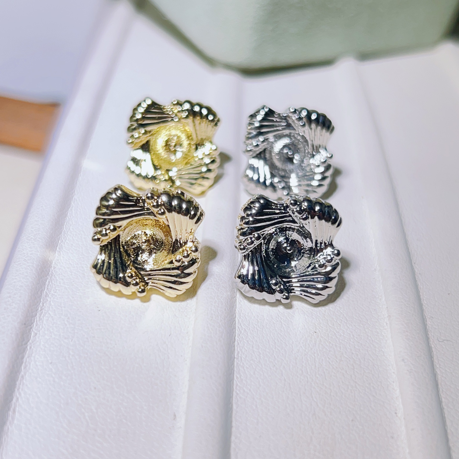 金色托（不含珠） · P1337浪花（8-8.5mm