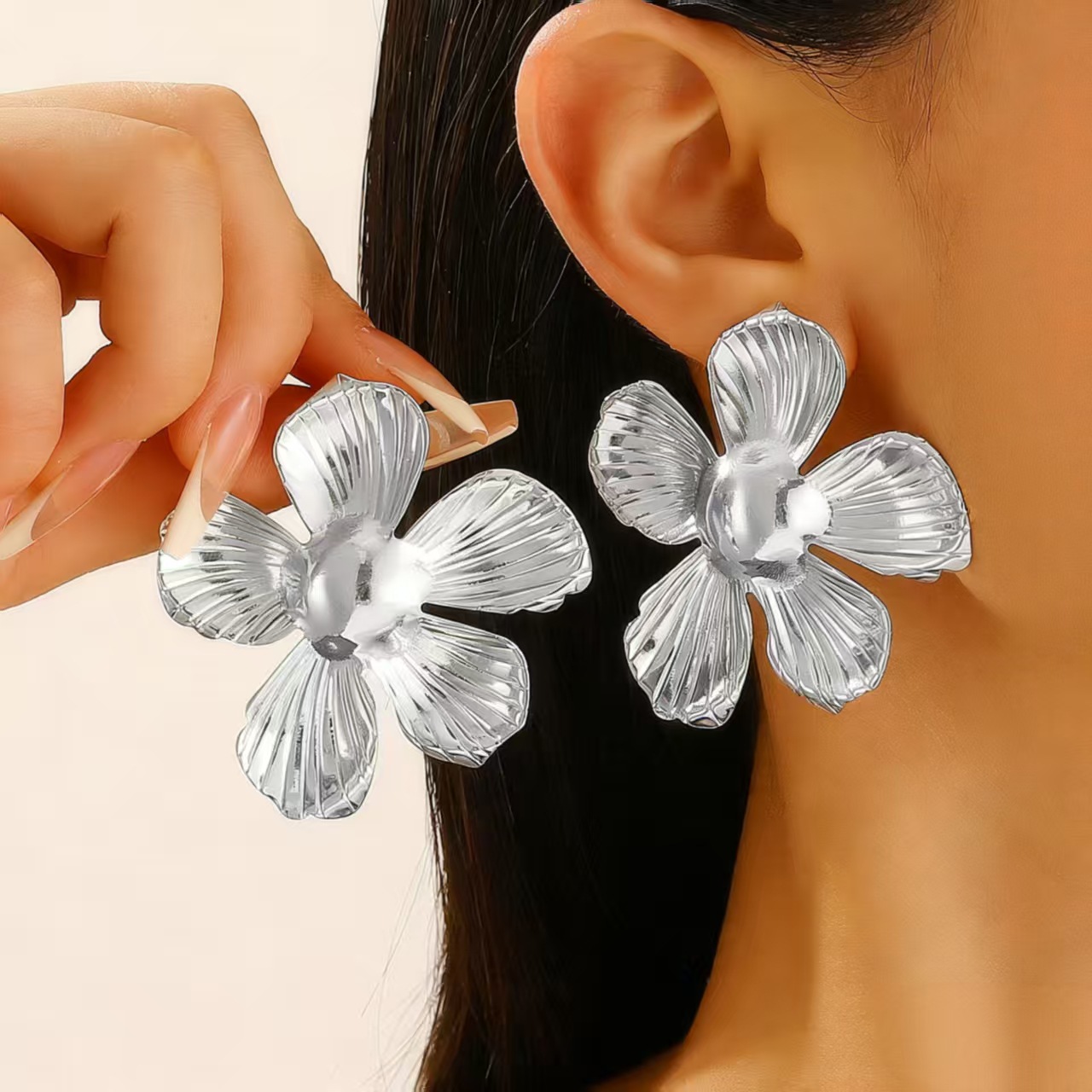 Windy Large Petal Long Earrings Matte Exaggerated Geometric Earrings Women