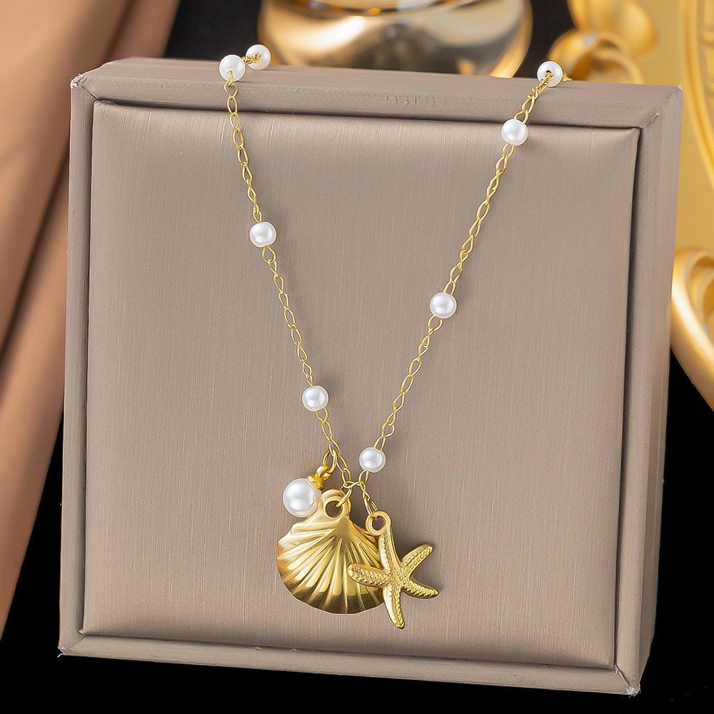 New Sea Star Shell Pearl Pendant Necklace Small Clavicle Chain for Women