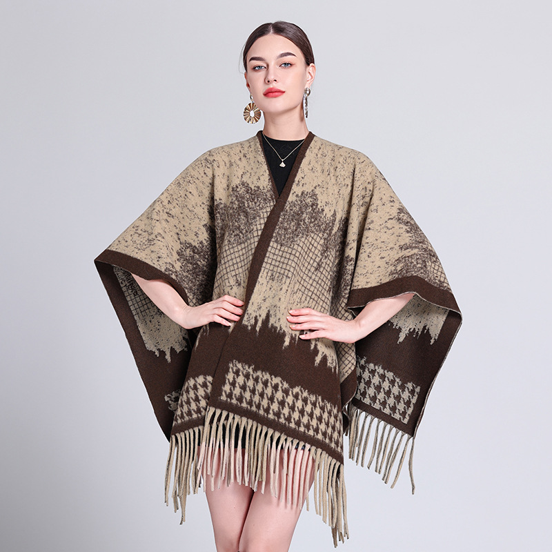 Autumn Winter New Plaid Shawl Outer Wear Tassel Shawl Cape Cape Scarf Coat Women